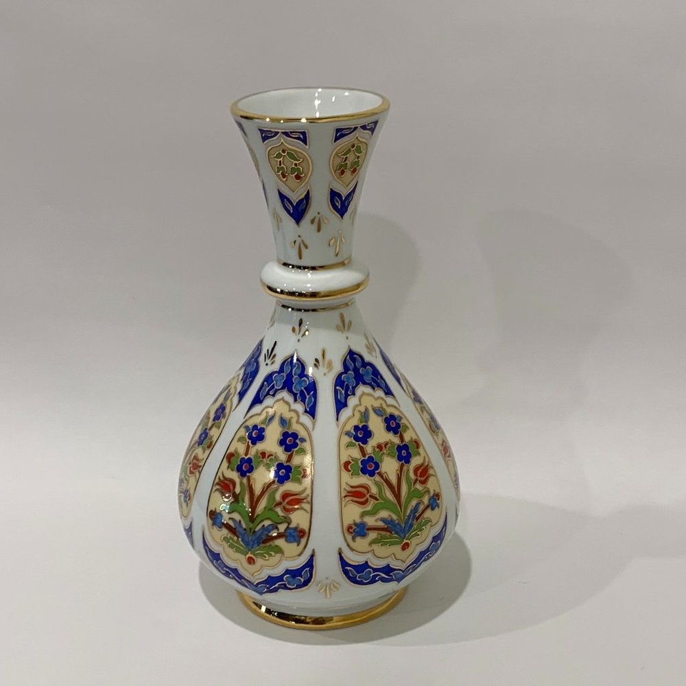 Kutahya Porselen 8" Vase